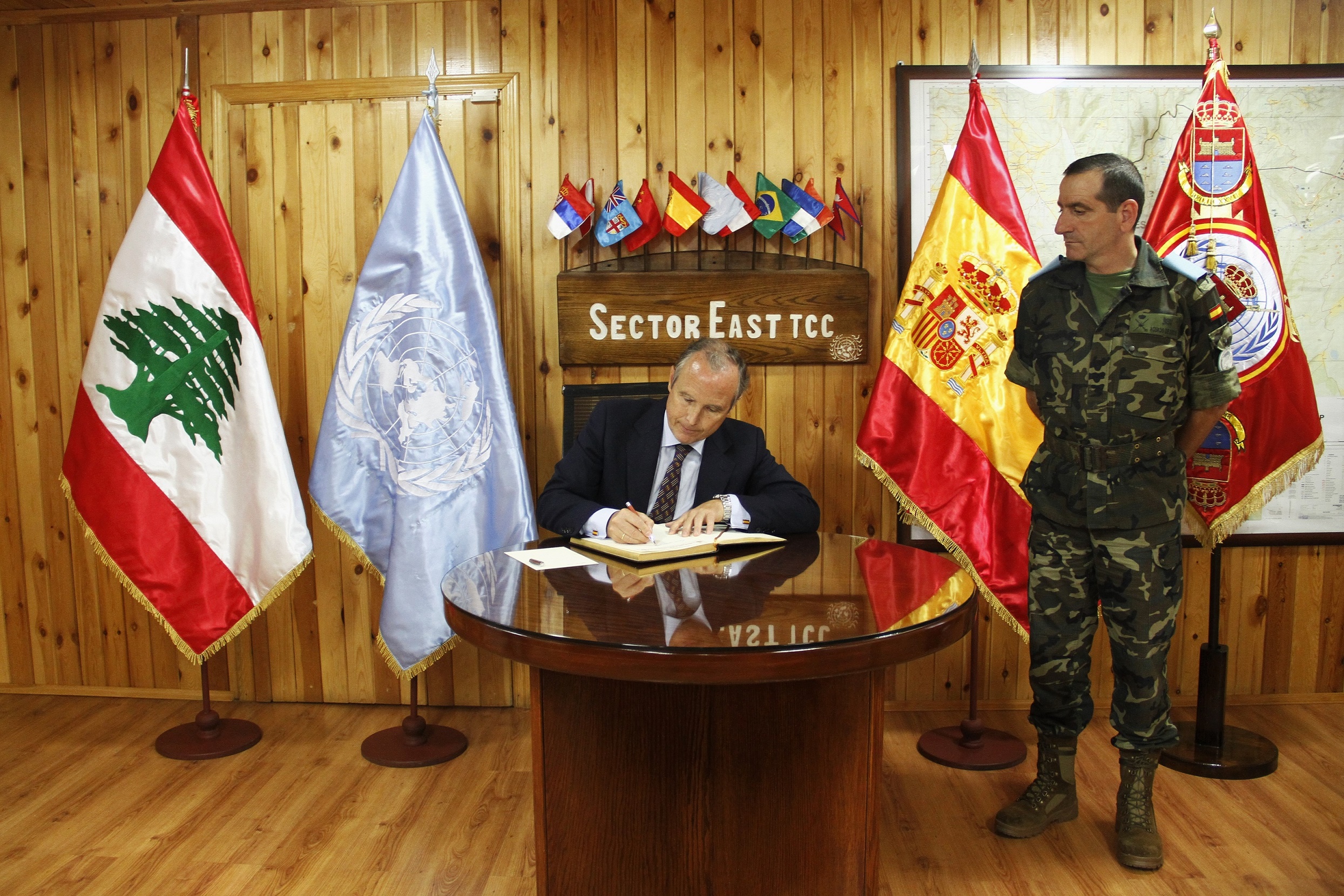 Visita Base Miguel de Cervantes - Líbano