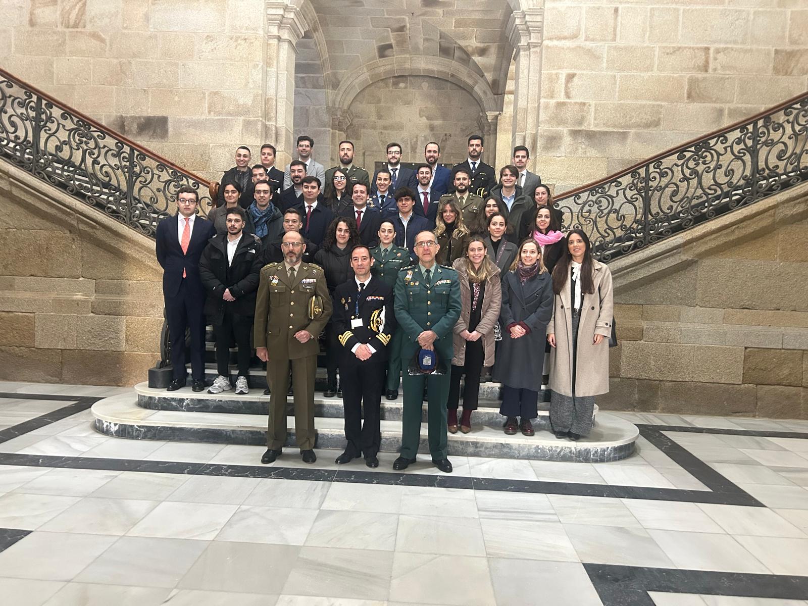 Visita a las distintas instalaciones.