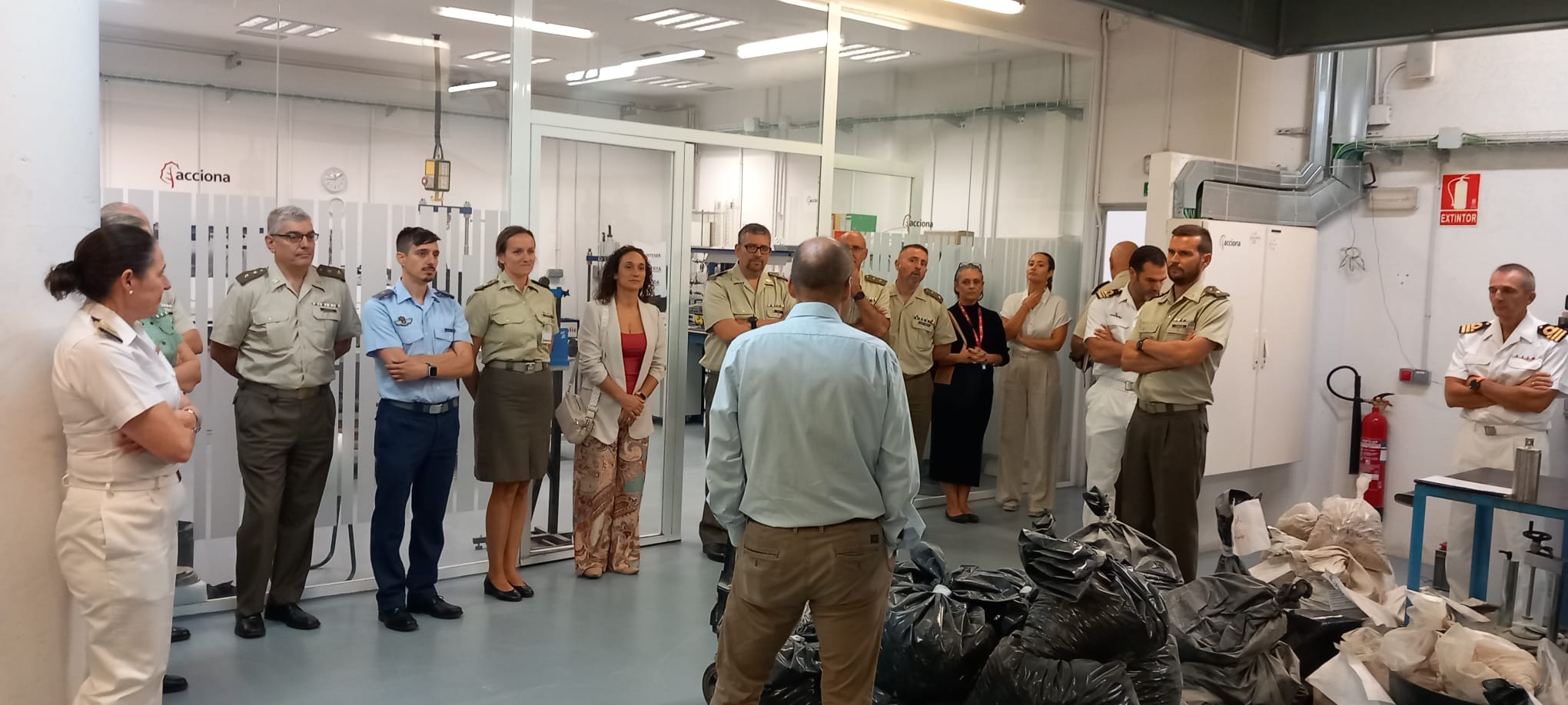 Visita del XIX Curso de Alta Gestión de Infraestructuras y Recursos Patrimoniales a la empresa ACCIONA