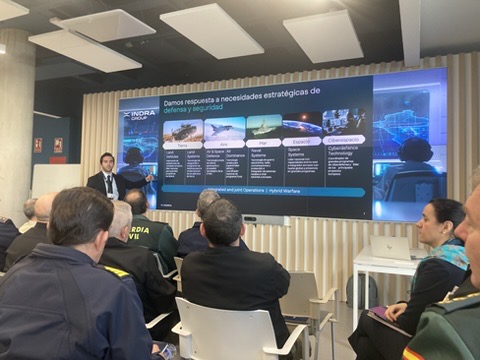 El XXVII CADCOG visita Indra en Torrejón de Ardoz