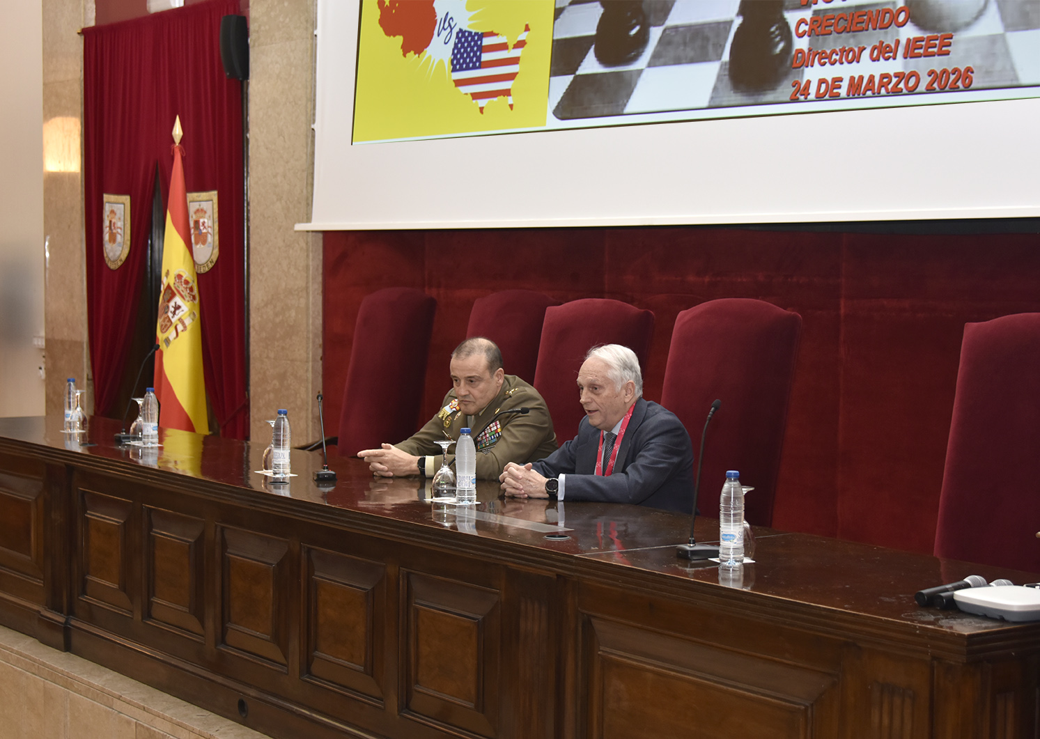 Inauguración de la jornada: GB Víctor Bados Nieto Director IEEE y Carlos Mira Martín Director Fundación Cre100Do