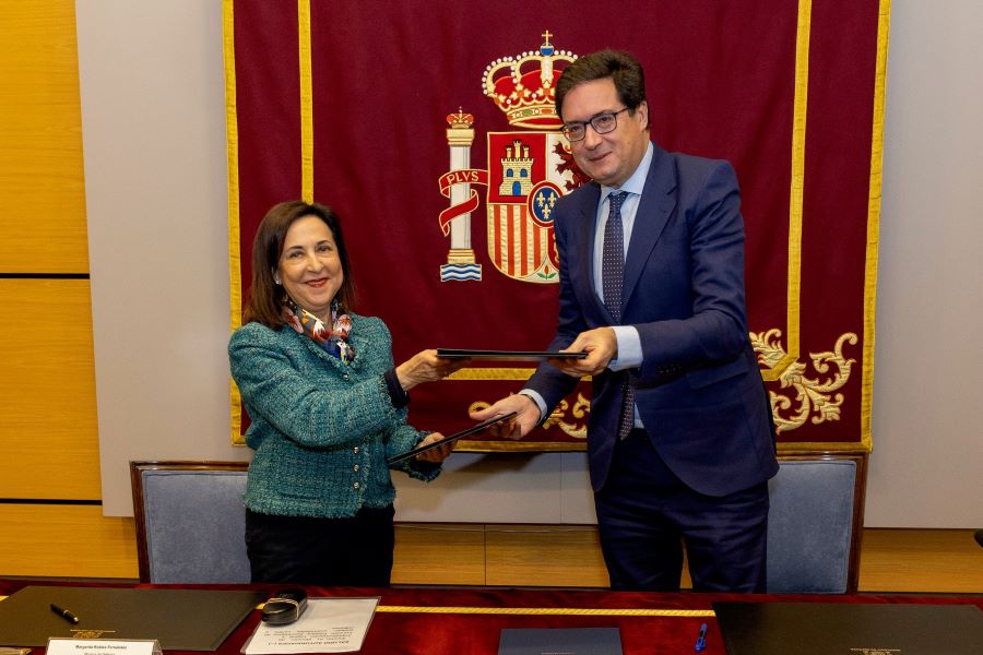 Defensa y Transformación Digital firman un convenio para la conectividad 5G y el liderazgo tecnológico de las Fuerzas Armadas