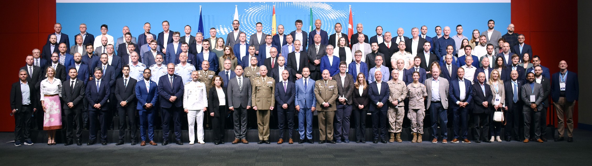 España preside la iniciativa multinacional sobre 5G de la OTAN