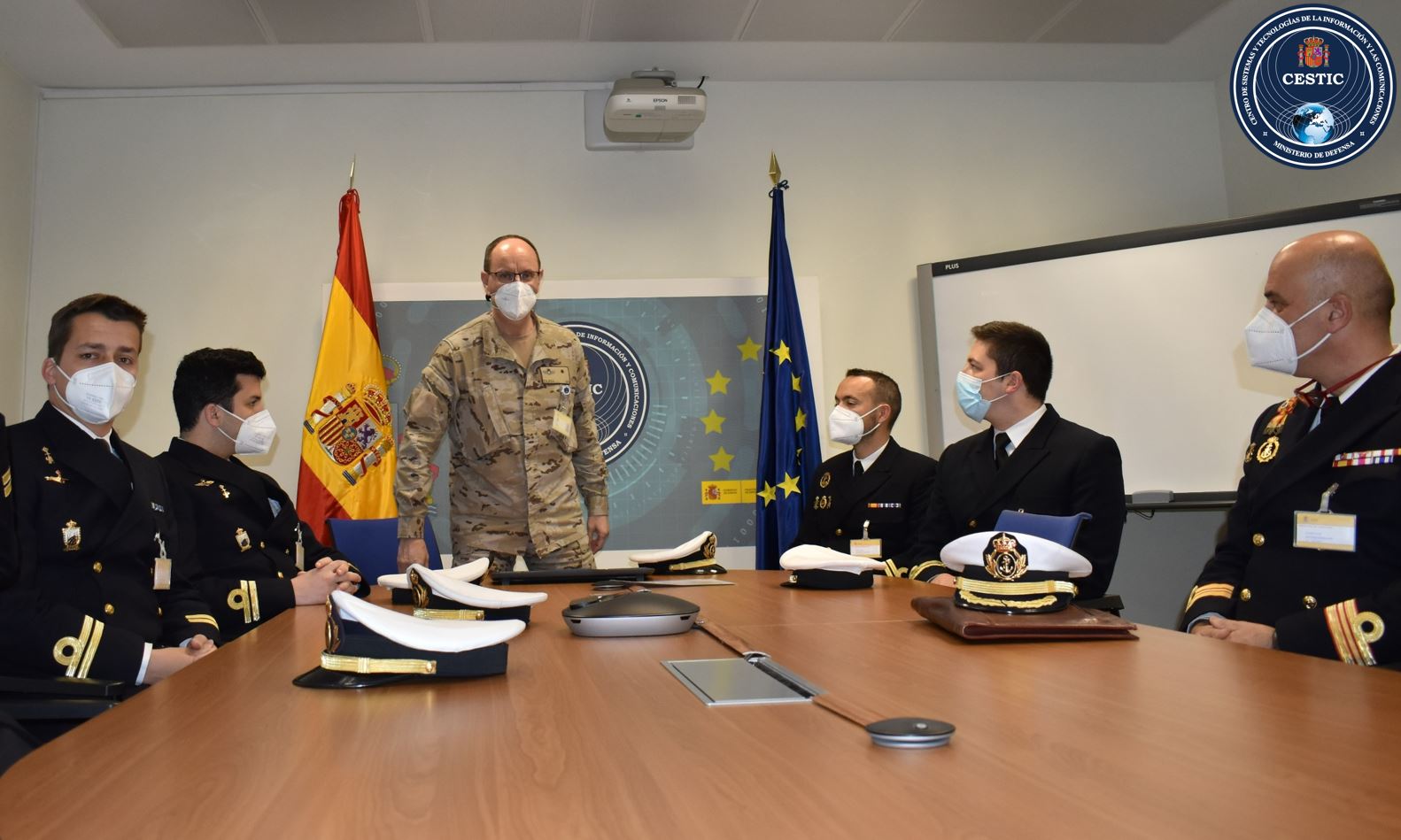Visita al CESTIC de la Escuela de Especialidades de la Armada “Antonio de Escaño”