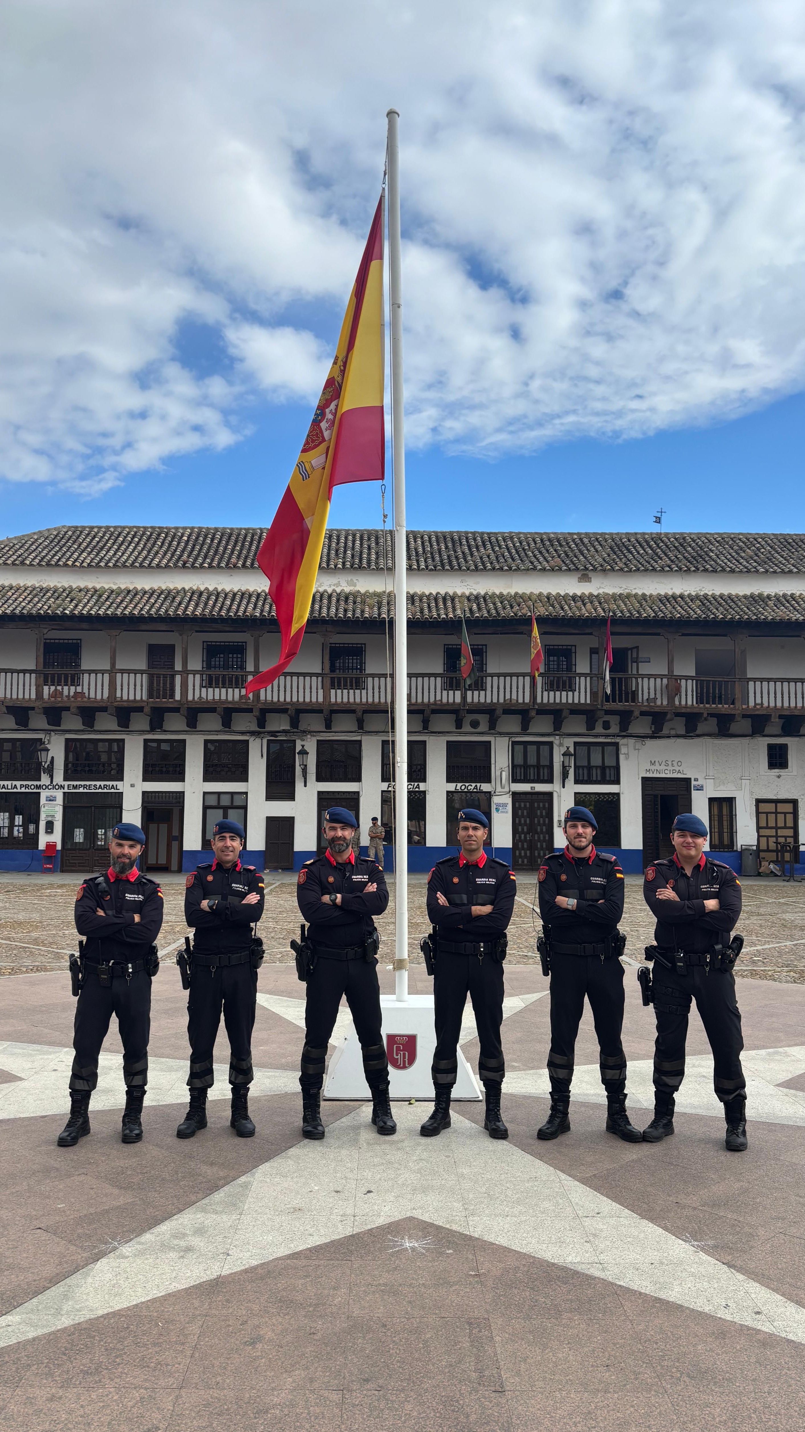 Personal del Grupo Mixto en Consuegra