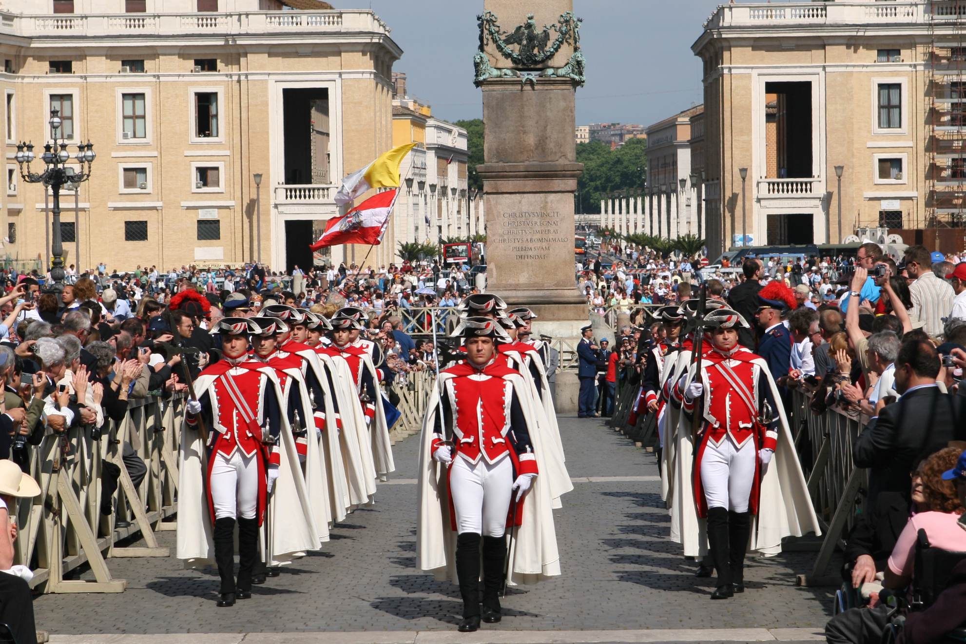 Participación en la celebración del 500 aniversario de la creación de la Guardia suiza pontificia