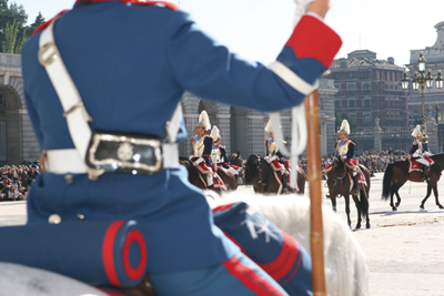 Detalle de un lancero del Escuadrón de Escolta Real en el Palacio Real de Madrid durante un Relevo Solemne