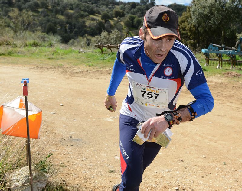 Manuel A. Rojas fue el segundo clasificado.