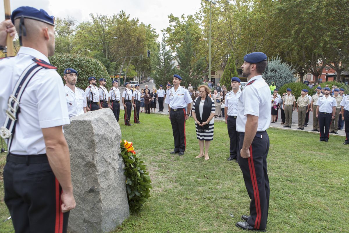 Monolito en honor al Cabo López Martínez