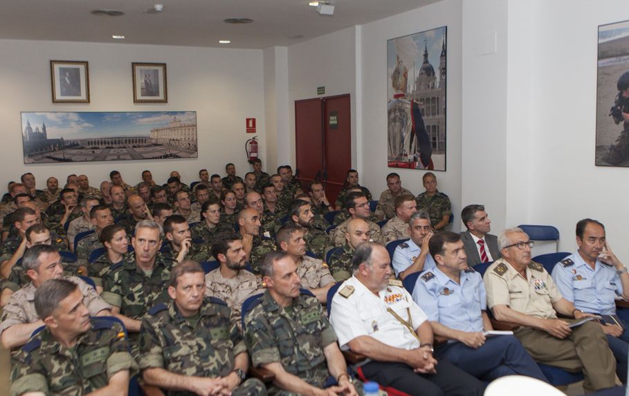 Cuadros de mando durante la conferencia