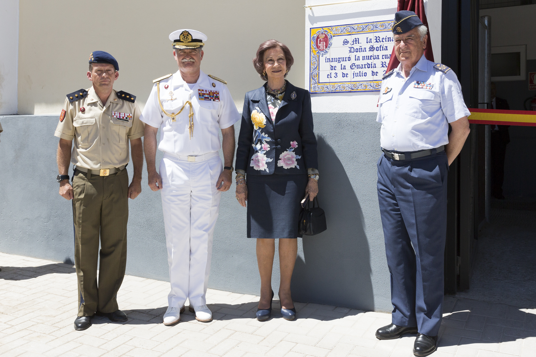 Inauguración de las nuevas cuadras en el acuartelamiento “La Reina”