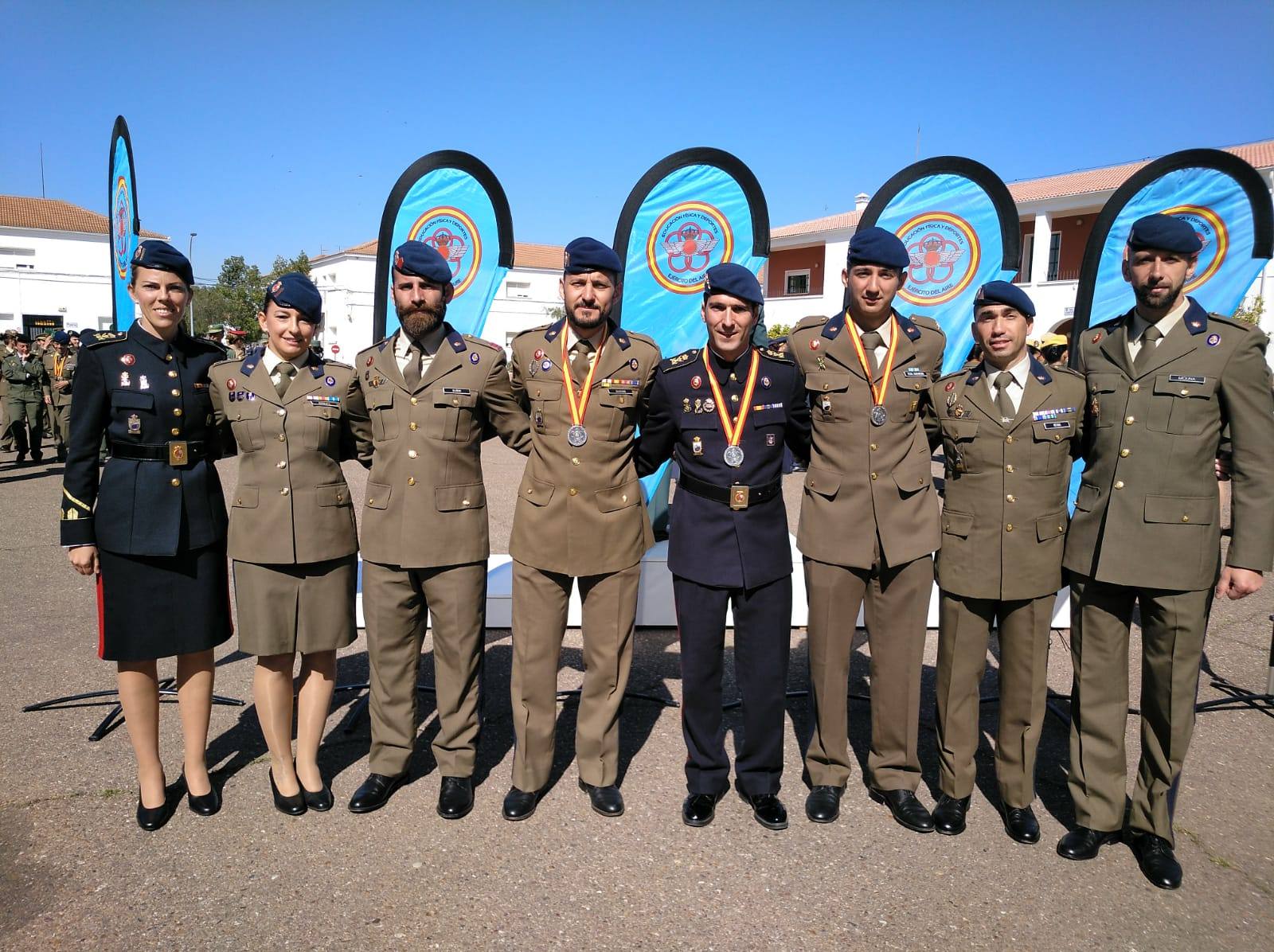 Participantes y premiados en el campeonato