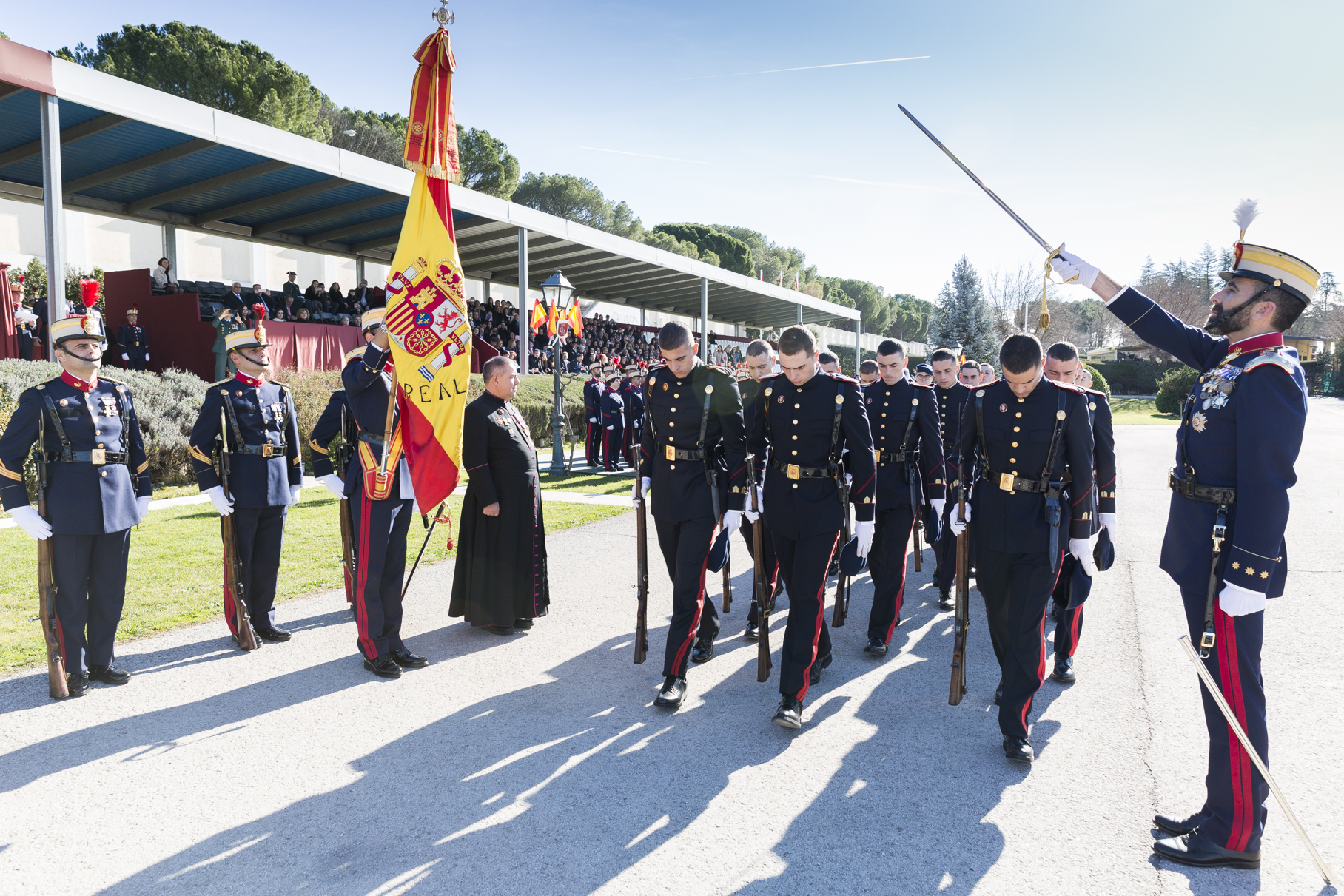 Pase de a tres bajo la Bandera
