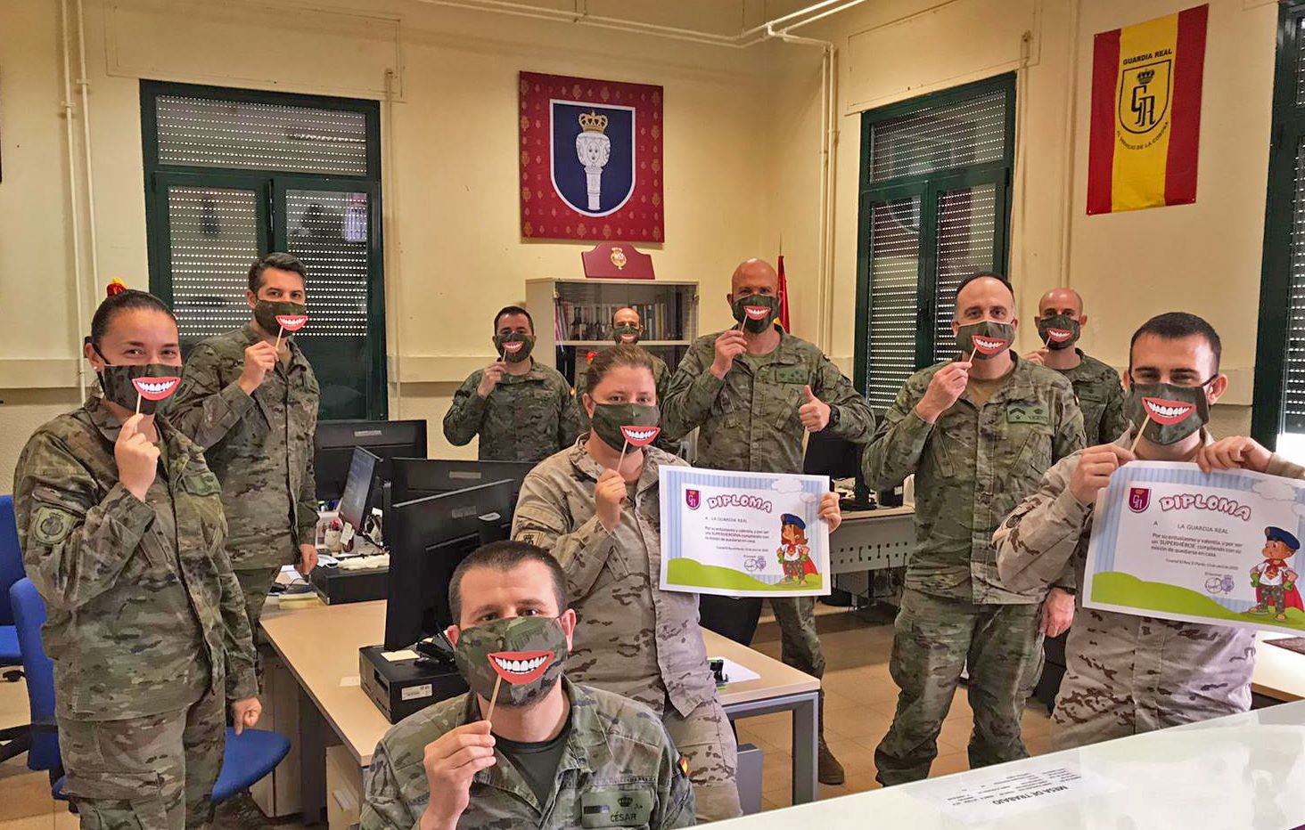 Detrás de las mascarillas... nuestra mejor sonrisa