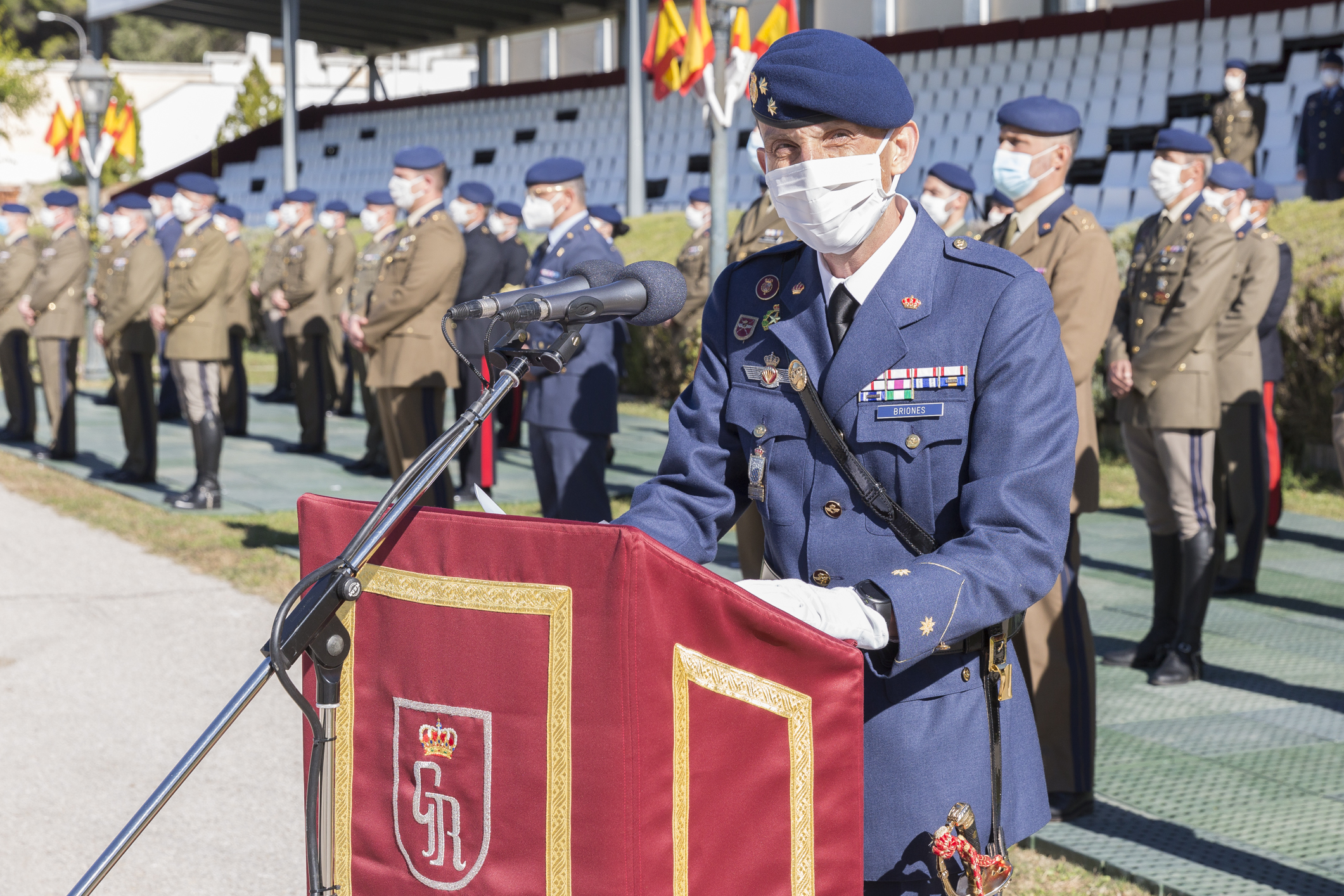 El teniente coronel Briones durante su alocución
