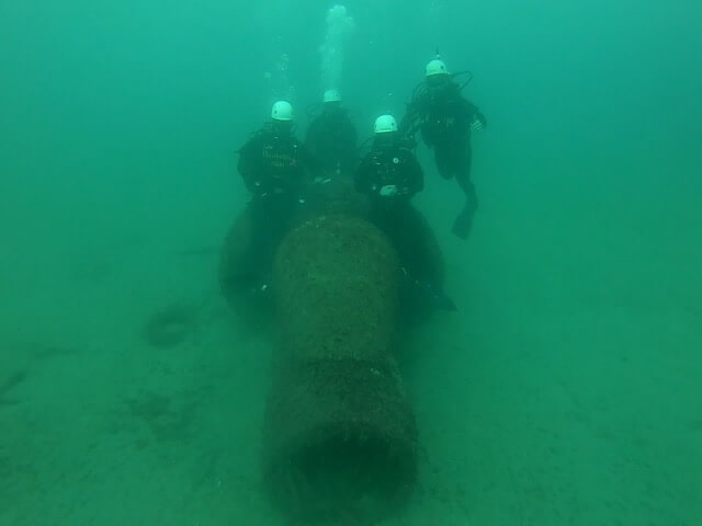Práctica de búsqueda en el fondo marino