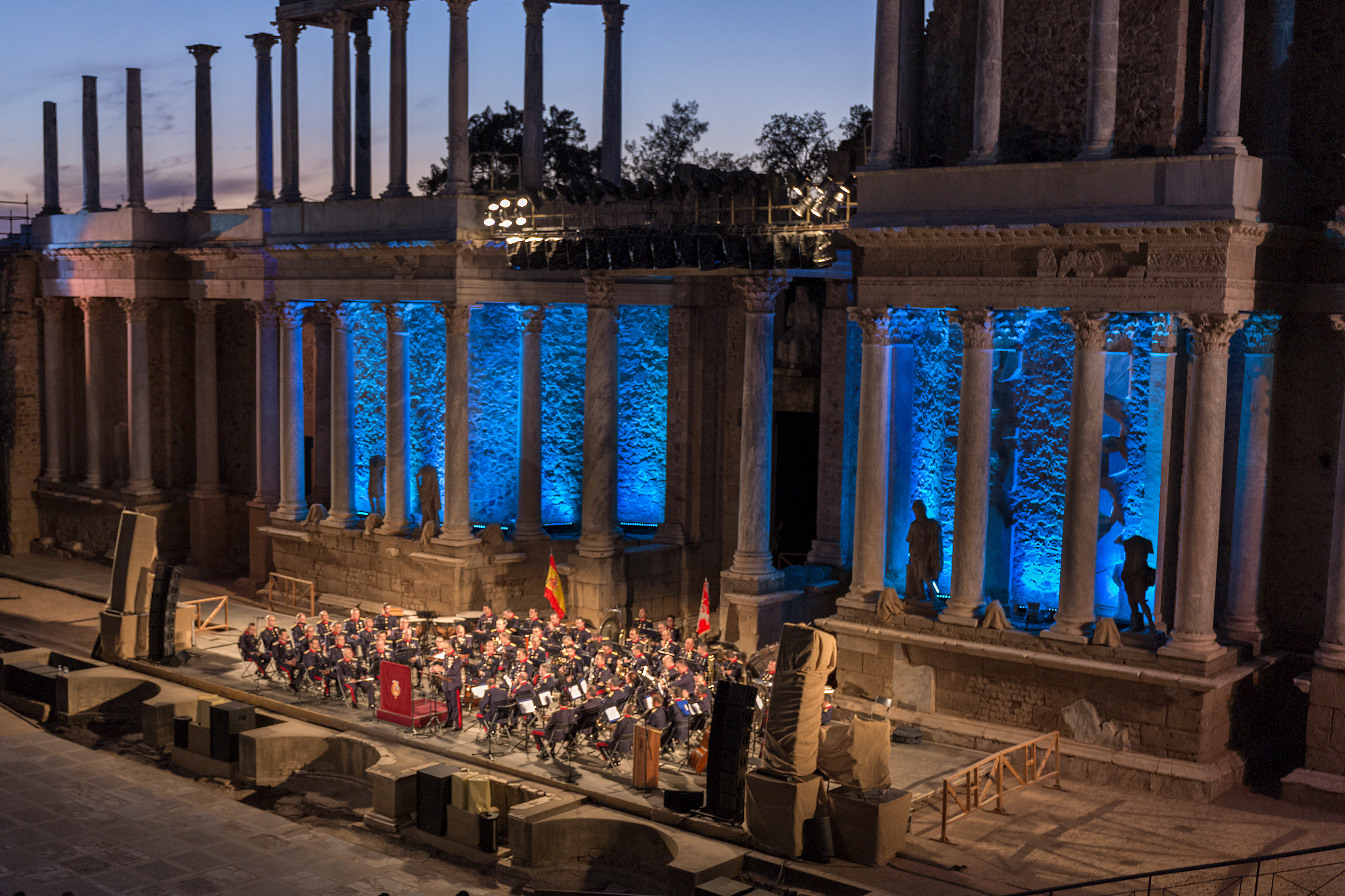 Vivamus id felis fringilla, faucibus dolor rhoncus, mollis est