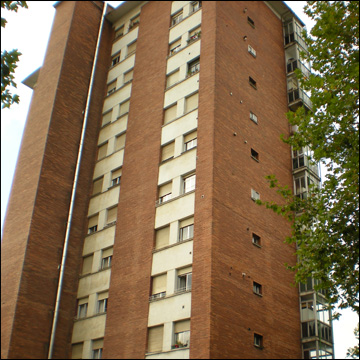 Vista de la fachada del edificio