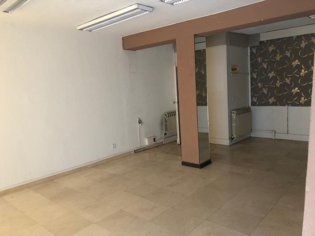 Texto no disponible Comercial