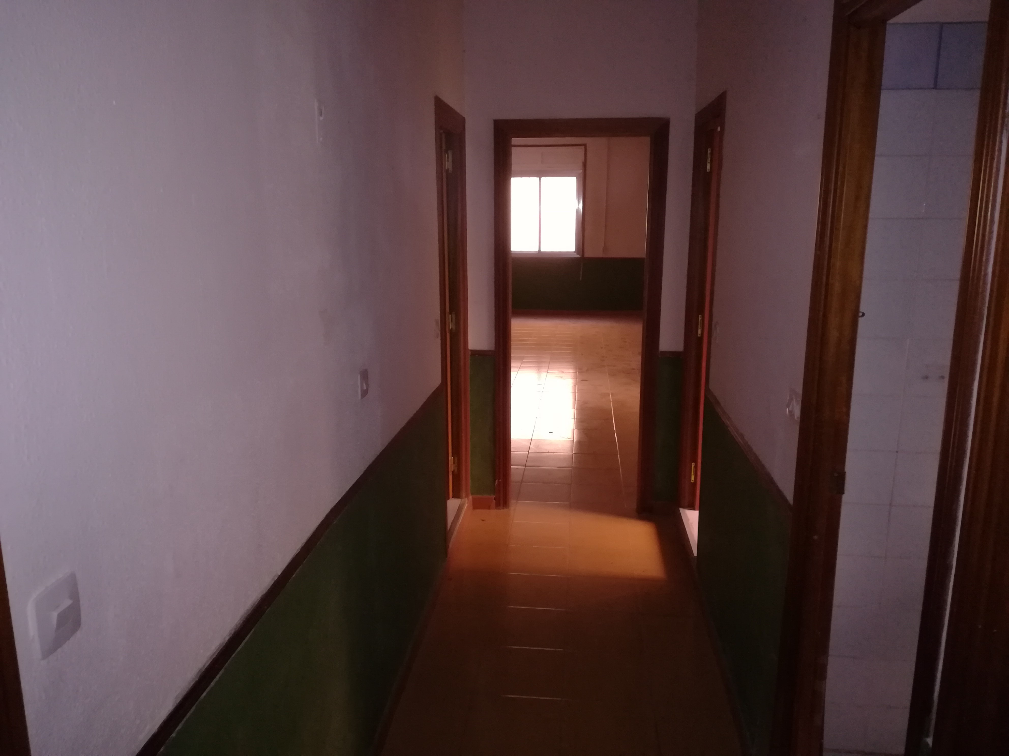 Texto no disponible Comercial