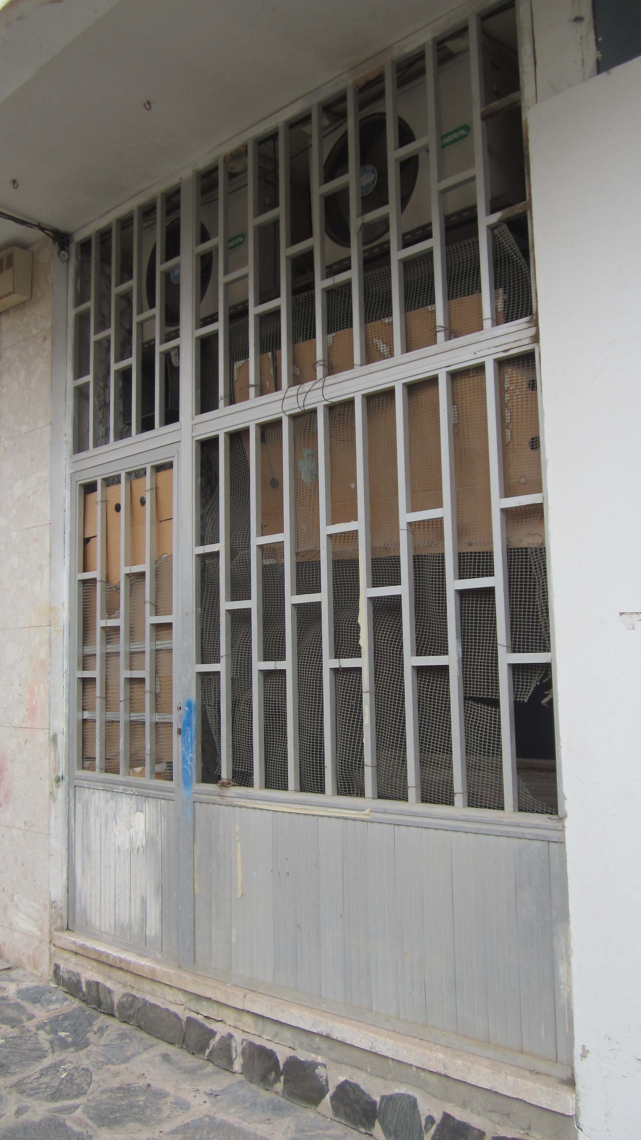 Texto no disponible Comercial