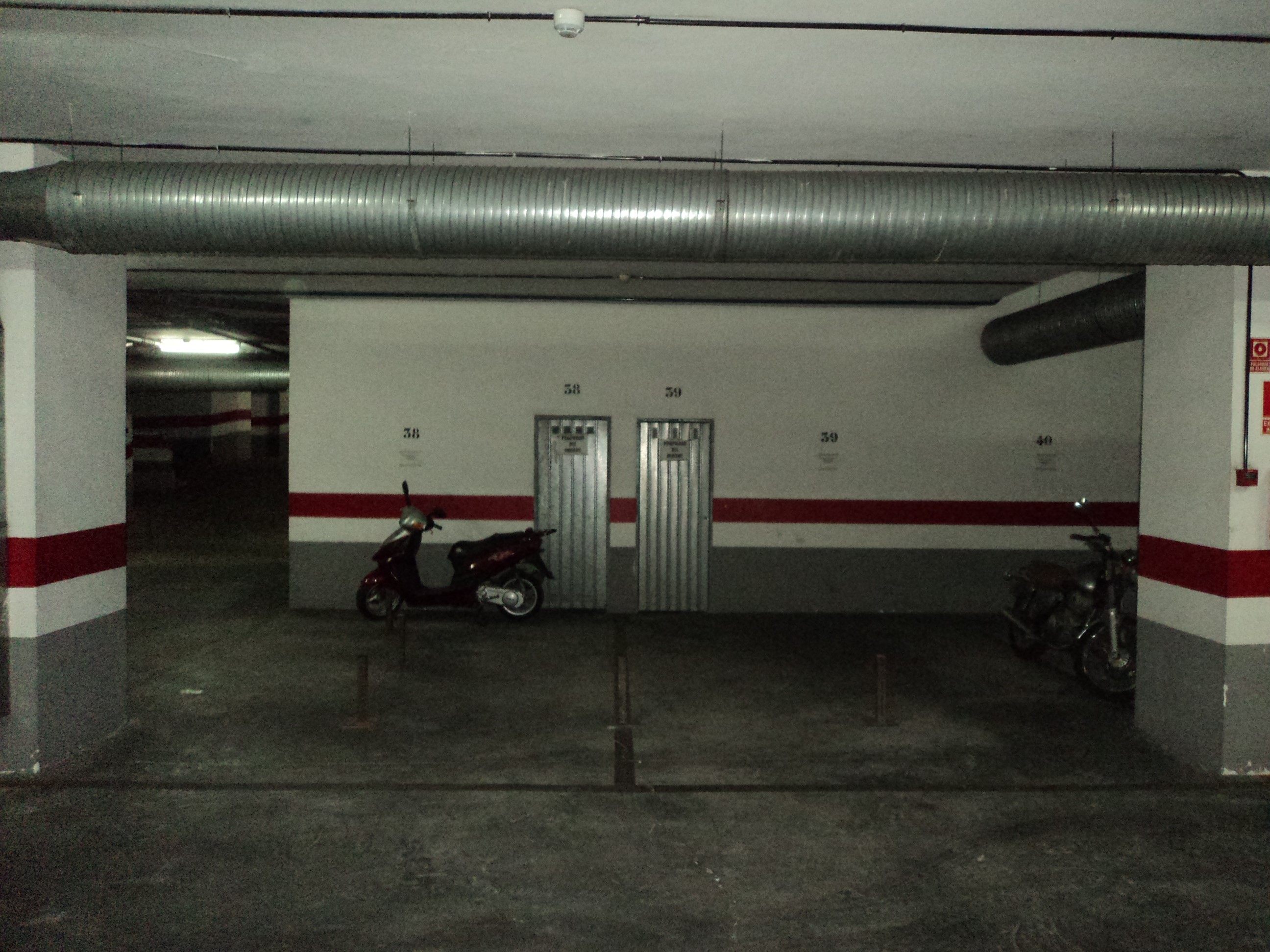 Texto no disponible Comercial