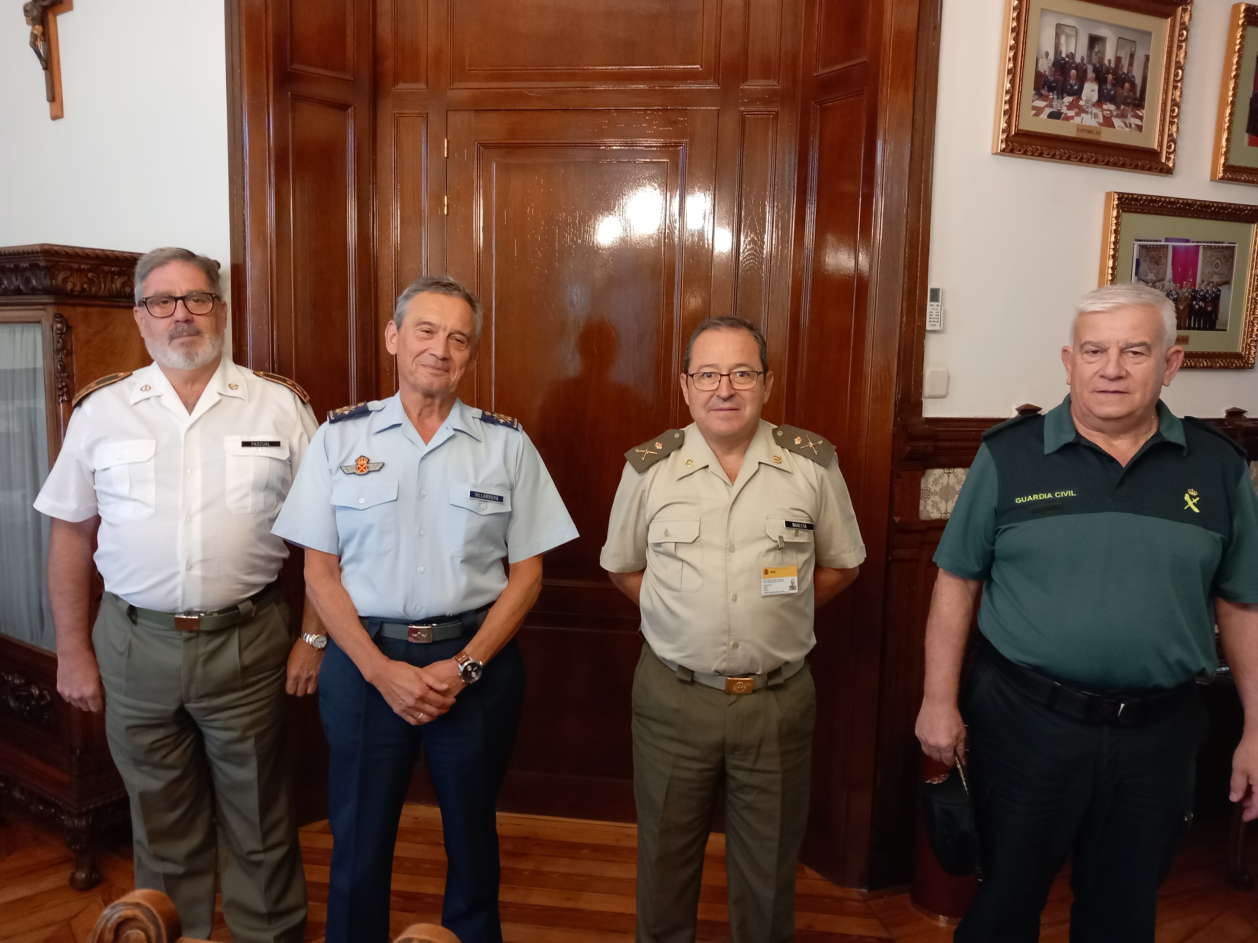 Visita del Director Técnico del Gabinete de la Subsecretaria de Defensa