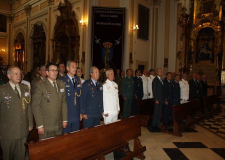 Autoridades asistentes al Acto