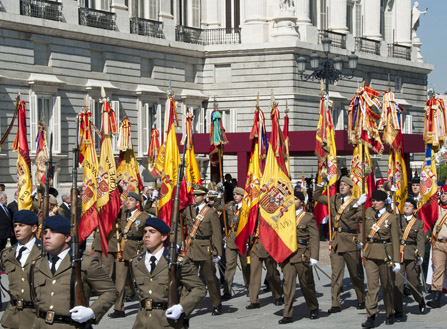 Desfile de las Banderas y Estandartes
