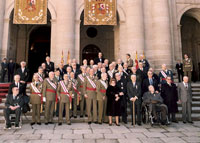 Foto: Caballeros de la Orden de San Fernando Medallas Militares en el Capítulo del año 2003.