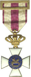 Foto: Cruz de la Real y Militar Orden de San Hermenegildo