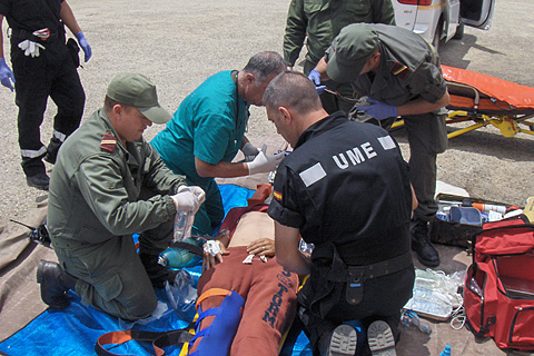 Militares del BIEM II realizan pr&aacute;cticas de asistencia sanitaria con efectivos del quinto Batall&oacute;n de Ingenieros de Marruecos.