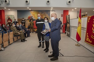 El Auditorio General Montiano de la UME acogió por la tarde el acto de reconocimiento de las Fuerzas Armadas al CERMI con motivo de su 25 aniversario