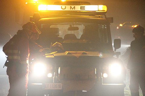 En total, 900 militares de la UME se han desplegado en los incendios de Galicia y Asturias para garantizar el trabajo continuo 24 horas