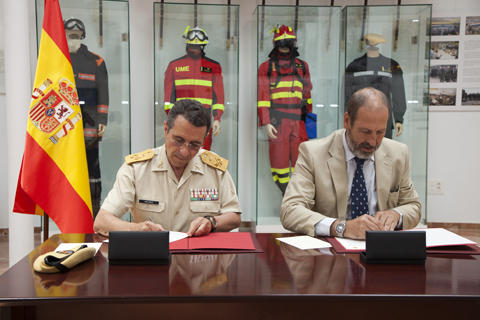La firma del convenio se ha realizado en la Sala Hist&oacute;rica de la UME, en su Cuartel General de Torrej&oacute;n de Ardoz
