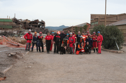 Los equipos cinol&oacute;gicos realizan pr&aacute;cticas conjuntas con unidades caninas de Murcia y Valencia