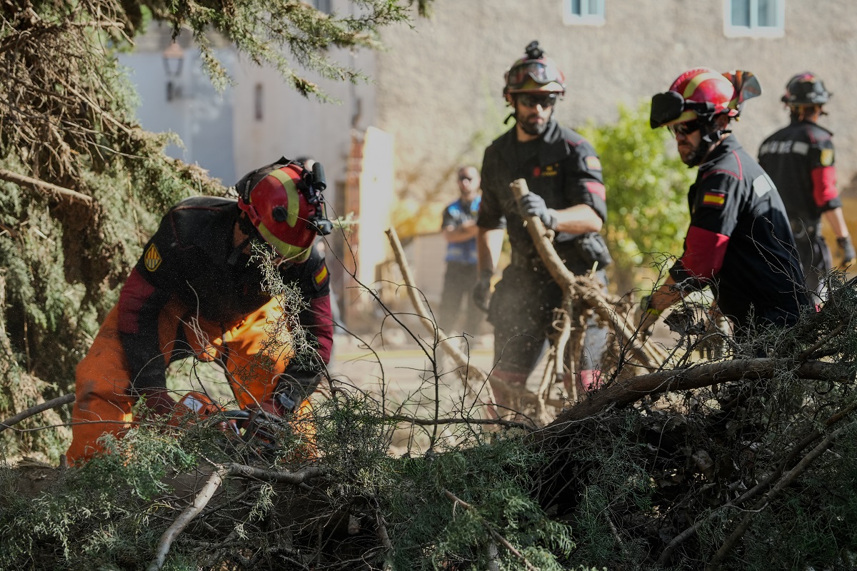 Durante la intervención, participaron hasta 128 efectivos y 56 medios técnicos especializados.