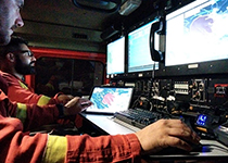 Vehículo de telecomunicaciones de la Unidad Militar de Emergencias