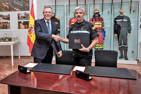 La UME y la Federación Empresarial de la Industria Química Española firman un convenio de colaboración para la atención de emergencias de carácter químico