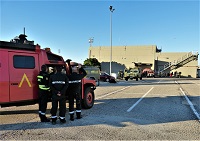 La UME ha desplazado a la central 120 militares y 30 vehículos. En la imagen el VELIRE del GIETMA