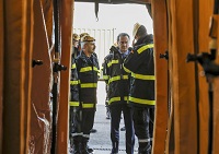 Agustín Conde ha visitado la nueva estación de descontaminación masiva de personal del GIETMA