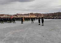 A la finalización del simulacro, se ha celebrado un acto de arriado de la Bandera acto abierto a la ciudadanía desarrollado en la explanada del recinto ferial