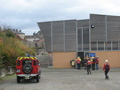 Equipo de Búsqueda y Rescate Urbano (USAR) medio de los Bomberos de Emergencia Internacional