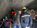 En el interior de una tienda modular, los ciudadanos han podido conocer las capacidades y actuaciones de la UME