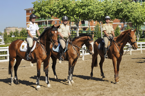 La UME estuvo representada por el teniente coronel &Aacute;lvarez, en la Prueba Complementaria; la capit&aacute;n Mench&oacute;n y la teniente Escolar, en la Prueba de Hermandad.
